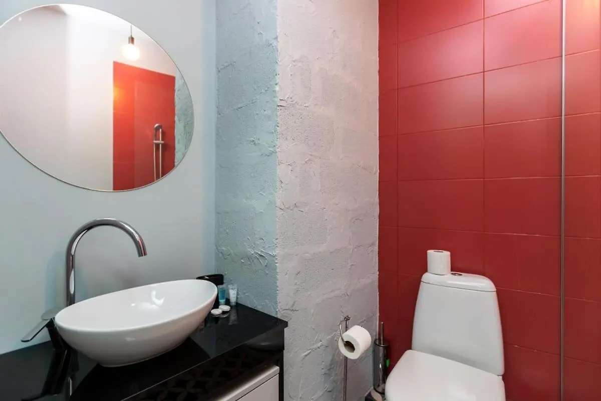 Bright & Stylish Studio In The Heart Of Tbilisi Appartamento