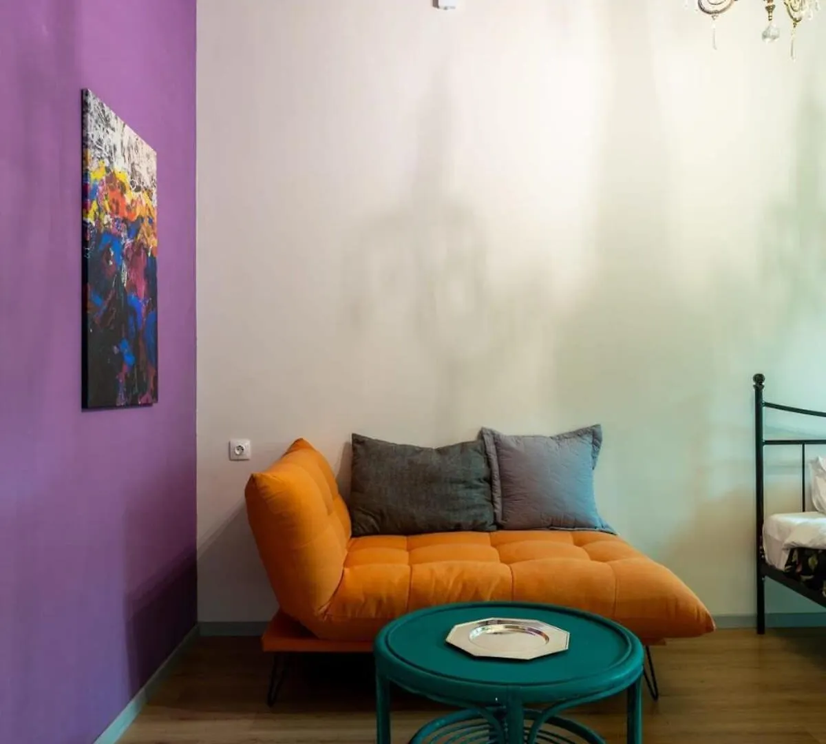 Bright & Stylish Studio In The Heart Of Tbilisi 0*,
